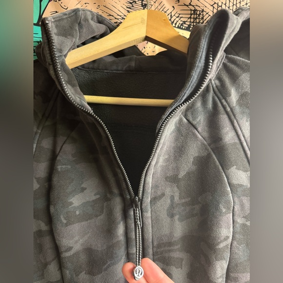 Grey camo lululemon hoodie - Picture 2 of 4